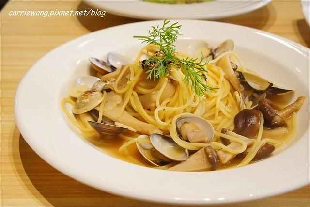 【台中義大利麵】菲淇士義式廚房.Lophil’s。一中商圈平價美食餐廳,但是不合我們味口 @飛天璇的口袋