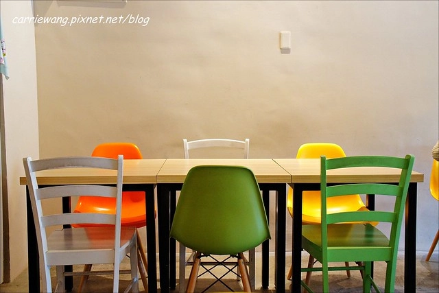 【台中義大利麵】菲淇士義式廚房.Lophil’s。一中商圈平價美食餐廳,但是不合我們味口 @飛天璇的口袋