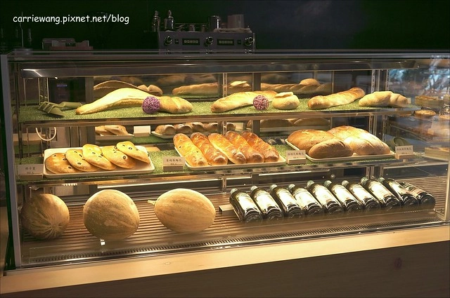 【台中輕食餐廳】喬茵是媽媽.Joyce Mom。空間悠閒舒適,fusion創意料理,以麵包為主食 @飛天璇的口袋