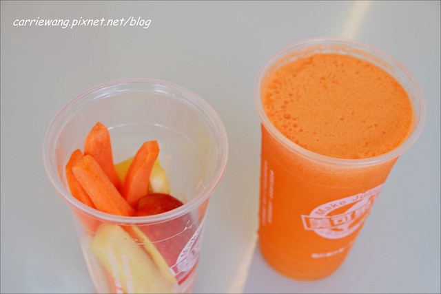 嘉義東區|美可現打果汁。純天然的果汁,新鮮衛生看的見,夏天喝飲料也可以喝的很健康 @飛天璇的口袋