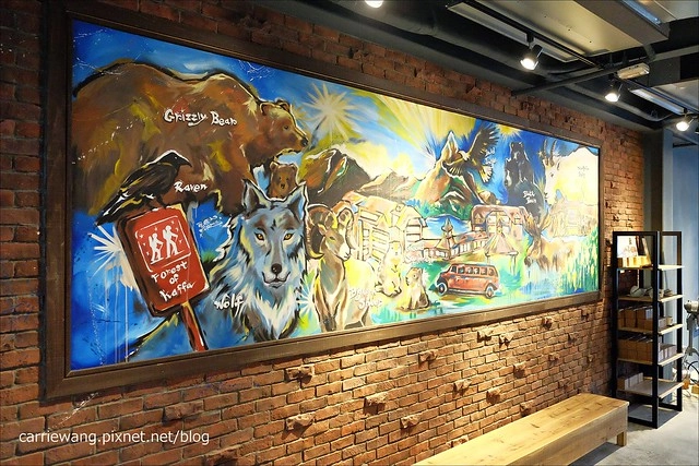 【台中下午茶】冰河咖啡.Glacier Coffee Roasters。很有北歐風情的咖啡館,環境寬敞舒適,使用有情門傢俱,甜點也不錯吃 @飛天璇的口袋