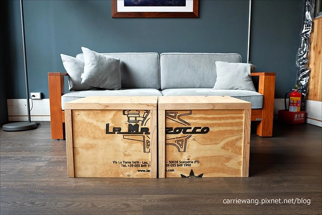 【台中下午茶】冰河咖啡.Glacier Coffee Roasters。很有北歐風情的咖啡館,環境寬敞舒適,使用有情門傢俱,甜點也不錯吃 @飛天璇的口袋