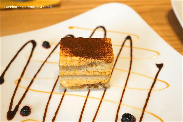 【台中輕食餐廳】喬茵是媽媽.Joyce Mom。空間悠閒舒適,fusion創意料理,以麵包為主食 @飛天璇的口袋