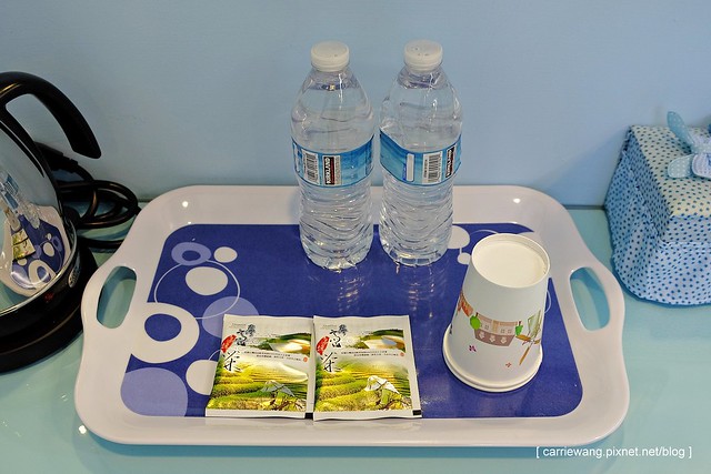 【台南民宿推薦】月門金鑽咖啡民宿。台南中西區新開幕的咖啡民宿,簡單新穎,地理位子好,緊鄰國華街,附近小吃美食林立 @飛天璇的口袋