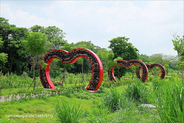 【嘉義旅遊景點】嘉義小吃美食一日遊懶人包推薦。焱鬼鍋燒專門店+仁義潭水庫+阿里山觸口遊客中心+天長地久橋+美可現打果汁+黑輪國小+玉山旅社咖啡+北門車站+蔡家綠豆湯+檜意森活村+櫻井家 @飛天璇的口袋