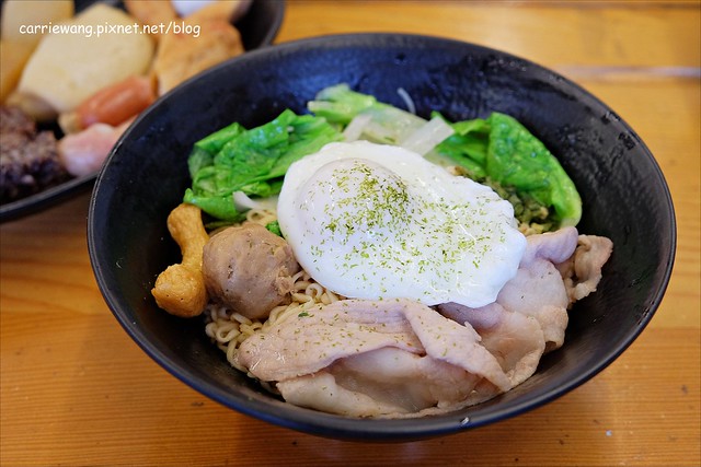 【嘉義旅遊景點】嘉義小吃美食一日遊懶人包推薦。焱鬼鍋燒專門店+仁義潭水庫+阿里山觸口遊客中心+天長地久橋+美可現打果汁+黑輪國小+玉山旅社咖啡+北門車站+蔡家綠豆湯+檜意森活村+櫻井家 @飛天璇的口袋