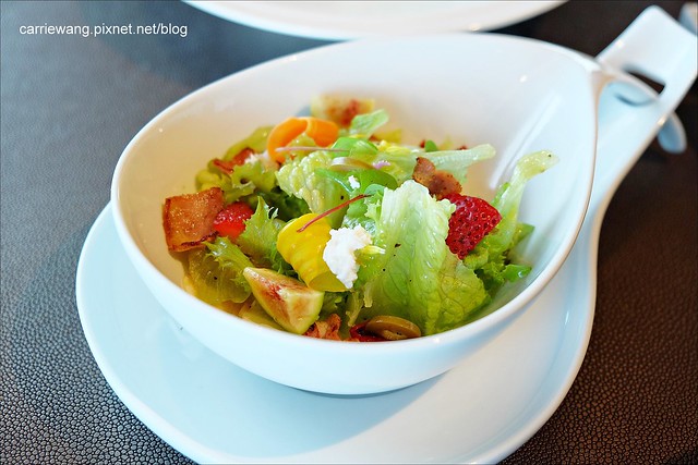 【台中高級餐廳】蘿拉牛排館.Laura’s Steak House@金典酒店12F。環境很好、服務很好、求婚慶生的好地方 @飛天璇的口袋