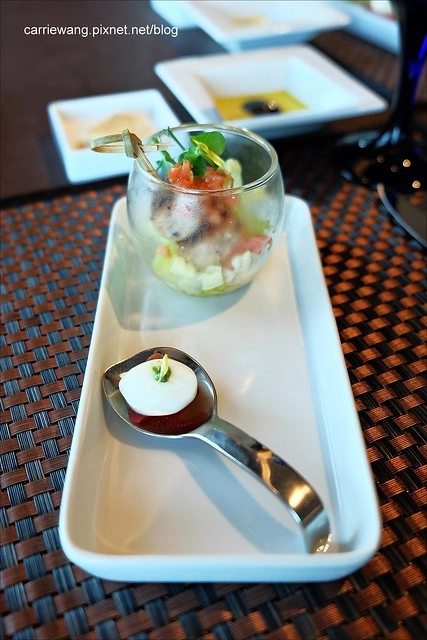 【台中高級餐廳】蘿拉牛排館.Laura’s Steak House@金典酒店12F。環境很好、服務很好、求婚慶生的好地方 @飛天璇的口袋