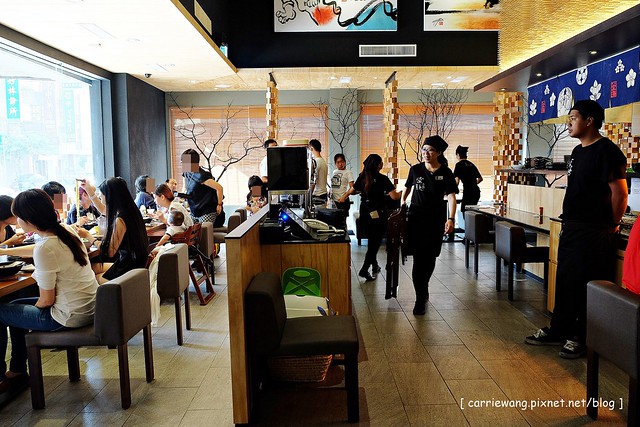 【台中拉麵推薦】空海拉麵台灣一號店。台式以上,日式未滿,不喜歡重油重鹹的拉麵愛好者可以試試 @飛天璇的口袋