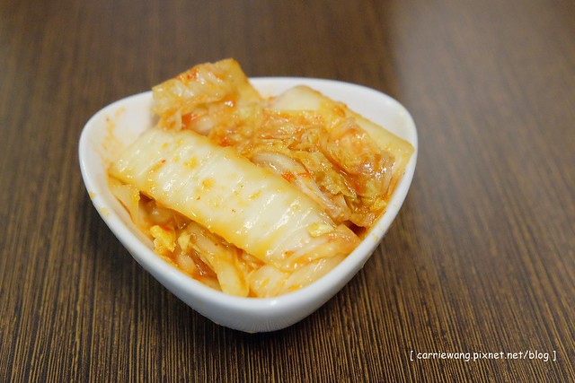 【台中居酒屋推薦】紅燈籠碳火串燒居酒屋。隱身在篤行市場內的美食,好吃、平價、CP值高,值得再訪 @飛天璇的口袋