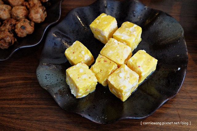 【台中麻辣火鍋】麻辣人家火鍋店。多位名人造訪的火鍋店,有鴛鴦鍋可以選擇,餐點中規中矩,不過生意還不錯 @飛天璇的口袋