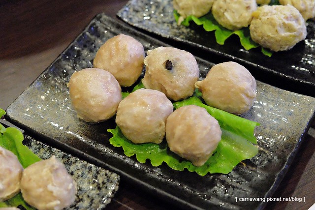 【台中火鍋推薦】小肥牛蒙古鍋@公益店。富含pitera天然酵母菌的酸白酒粕鍋好吃又清爽,10/17全省統一上市,讓暖暖的一鍋溫暖你的冬天吧! @飛天璇的口袋