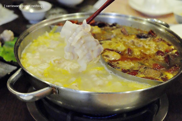 【台中火鍋推薦】小肥牛蒙古鍋@公益店。富含pitera天然酵母菌的酸白酒粕鍋好吃又清爽,10/17全省統一上市,讓暖暖的一鍋溫暖你的冬天吧! @飛天璇的口袋