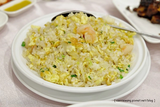 【台中港式飲茶】全國大飯店.全壽樓港式飲茶吃到飽。以吃到飽的飲茶來說算是很有水準,餐點選擇性多,只是價格愈漲愈高 @飛天璇的口袋