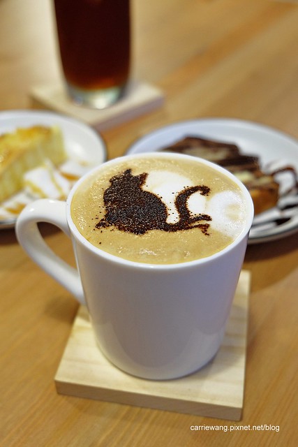 【台中下午茶推薦】Lady Sasa手作甜點.家常輕食。中區商圈巷弄間溫馨咖啡館,還有可愛的貓咪拉花咖啡 @飛天璇的口袋