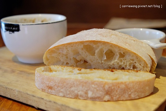 【台北義大利麵推薦】黑米Café-Bistro。位於松山菸廠附近的人氣美食餐廳,餐點美味價格合理 @飛天璇的口袋