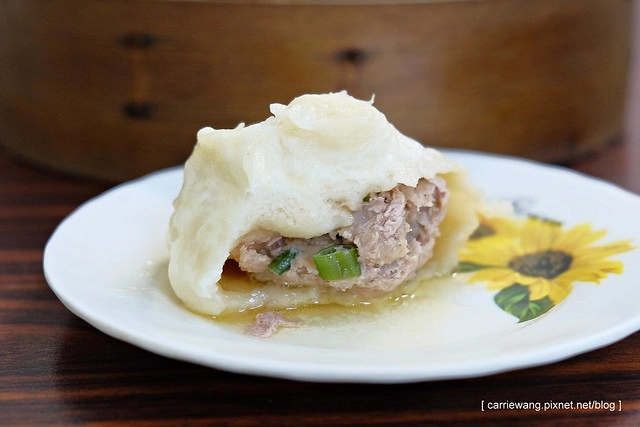 台中北區|天津小狗子湯包豆漿店.台中三大湯包店之一,小心不要被噴汁了 @飛天璇的口袋