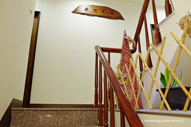 【台南民宿推薦】月門金鑽咖啡民宿。台南中西區新開幕的咖啡民宿,簡單新穎,地理位子好,緊鄰國華街,附近小吃美食林立 @飛天璇的口袋