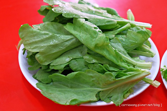 【台中火鍋推薦】小瀋陽酸菜白肉鍋。有濃濃的媽媽味,小菜表現很出色,老闆娘心情好會多招待私房料理 @飛天璇的口袋