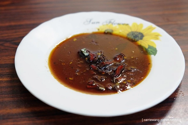 台中北區|天津小狗子湯包豆漿店.台中三大湯包店之一,小心不要被噴汁了 @飛天璇的口袋