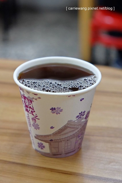 台中西屯|曉明湯包.台中人的宵夜美食,凌晨開賣的湯包 @飛天璇的口袋