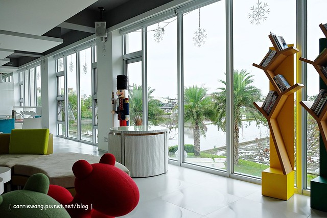 【宜蘭民宿推薦】羅東.調色盤築夢會館 La Palette。具設計感與現代感的溫馨民宿,外觀色彩鮮艷明亮,內部裝潢時尚浪漫 @飛天璇的口袋