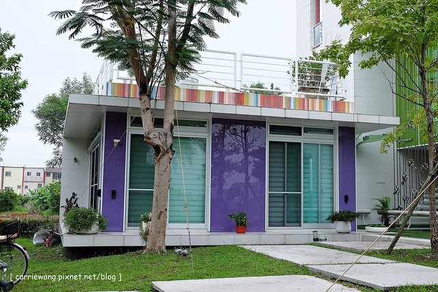 【宜蘭民宿推薦】羅東.調色盤築夢會館 La Palette。具設計感與現代感的溫馨民宿,外觀色彩鮮艷明亮,內部裝潢時尚浪漫 @飛天璇的口袋