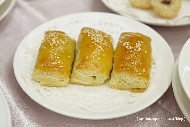 【台中港式飲茶】全國大飯店.全壽樓港式飲茶吃到飽。以吃到飽的飲茶來說算是很有水準,餐點選擇性多,只是價格愈漲愈高 @飛天璇的口袋