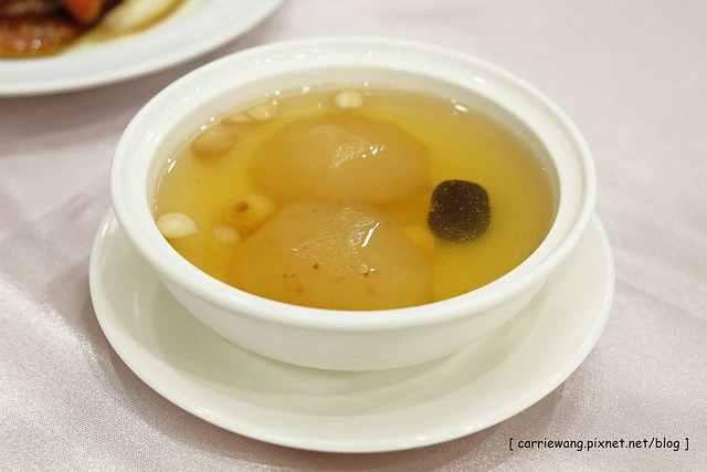 【台中港式飲茶】全國大飯店.全壽樓港式飲茶吃到飽。以吃到飽的飲茶來說算是很有水準,餐點選擇性多,只是價格愈漲愈高 @飛天璇的口袋