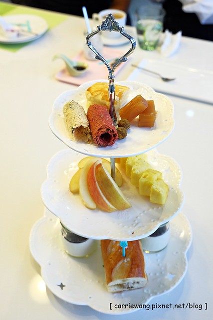 【宜蘭民宿推薦】羅東.調色盤築夢會館 La Palette。具設計感與現代感的溫馨民宿,外觀色彩鮮艷明亮,內部裝潢時尚浪漫 @飛天璇的口袋