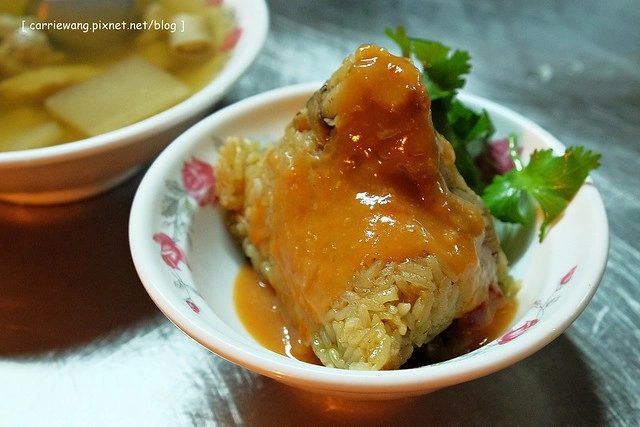 羅東肉粽李|位於羅東夜市周邊騎樓,營業62年的在地美味,食尚玩家有報導 @飛天璇的口袋