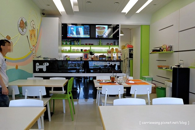 【台中下午茶】Home Cafe 幸福。好食。咖啡。台中寵物友善咖啡館,餐點也有到位,樓上有養狗狗哦 @飛天璇的口袋