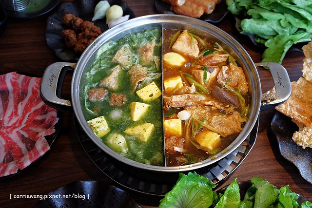 【台中麻辣火鍋】麻辣人家火鍋店。多位名人造訪的火鍋店,有鴛鴦鍋可以選擇,餐點中規中矩,不過生意還不錯 @飛天璇的口袋