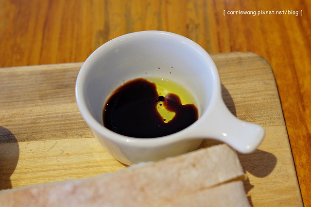 【台北義大利麵推薦】黑米Café-Bistro。位於松山菸廠附近的人氣美食餐廳,餐點美味價格合理 @飛天璇的口袋