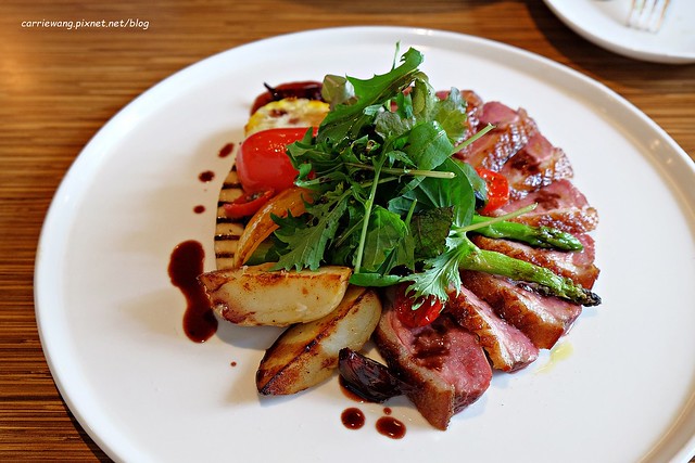 【台中美食推薦】鹽與胡椒餐館.Salt & Pepper Restaurant。選用精選食材,餐點很有水準,特別推薦隱藏版菜單 @飛天璇的口袋