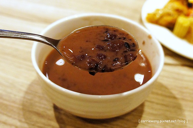 【台中百匯吃到飽】真膳美饌百食匯@山西旗艦店。餐點種類多,品質也不錯,假日一位難求,最近好像漲價了 @飛天璇的口袋