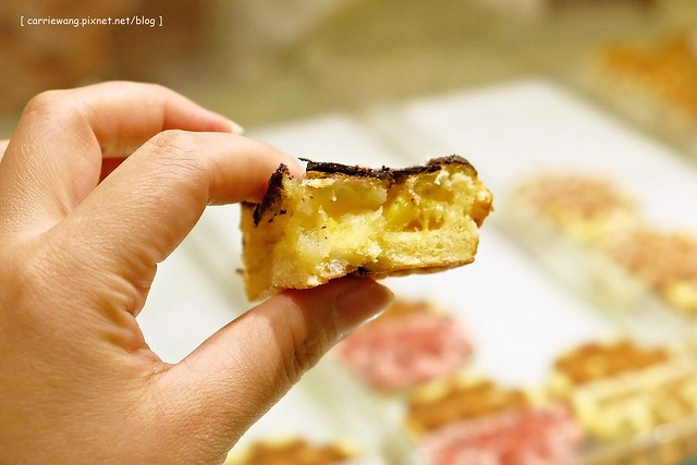 【台中甜點推薦】KUKO比利時鬆餅。月銷10座101的美味,超人氣的幸福甜點,多種口味可以選擇@中友百貨A棟B2 @飛天璇的口袋