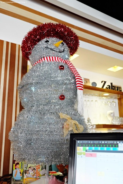 【台中義大利麵】Zaka 札卡餐酒館。週末夜晚有駐唱歌手表演,北屯區少見的餐酒館 @飛天璇的口袋