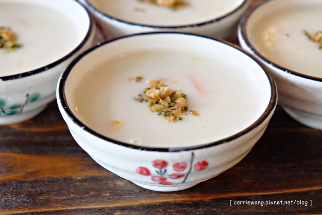 【台中異國料理餐廳】昨日花卷跨界料理.Offer Oh。跨界的好味道,兼具創意與美味,飲料和甜點也很有水準 @飛天璇的口袋