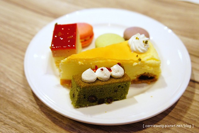 【台中百匯吃到飽】真膳美饌百食匯@山西旗艦店。餐點種類多,品質也不錯,假日一位難求,最近好像漲價了 @飛天璇的口袋