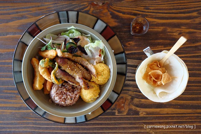 【台中異國料理餐廳】昨日花卷跨界料理.Offer Oh。跨界的好味道,兼具創意與美味,飲料和甜點也很有水準 @飛天璇的口袋