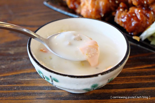 【台中異國料理餐廳】昨日花卷跨界料理.Offer Oh。跨界的好味道,兼具創意與美味,飲料和甜點也很有水準 @飛天璇的口袋