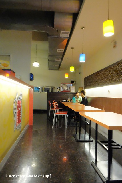 正好吃龍鹽酥雞|愈吃愈涮嘴的好吃鹹酥雞,生意好到開了很多家分店了 @飛天璇的口袋