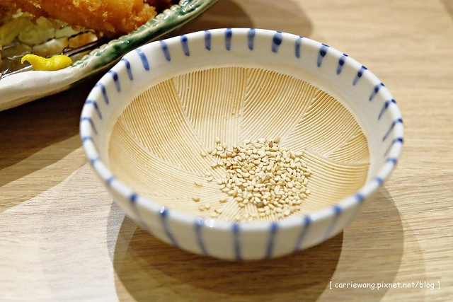 【台中日式餐廳】靜岡勝政日式豬排。道地日式風味,熟成豬排酥脆好吃@中友百貨C棟B2 @飛天璇的口袋