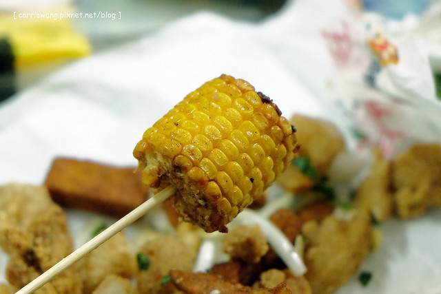 正好吃龍鹽酥雞|愈吃愈涮嘴的好吃鹹酥雞,生意好到開了很多家分店了 @飛天璇的口袋