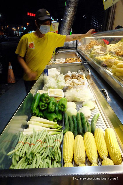 正好吃龍鹽酥雞|愈吃愈涮嘴的好吃鹹酥雞,生意好到開了很多家分店了 @飛天璇的口袋