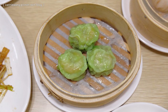 【台中港式飲茶】葡京茶餐廳。位於逢甲商圈,餐點表現中規中矩,隔局會讓人眼睛頓時睜大,裝潢很有澳門的氛圍 @飛天璇的口袋