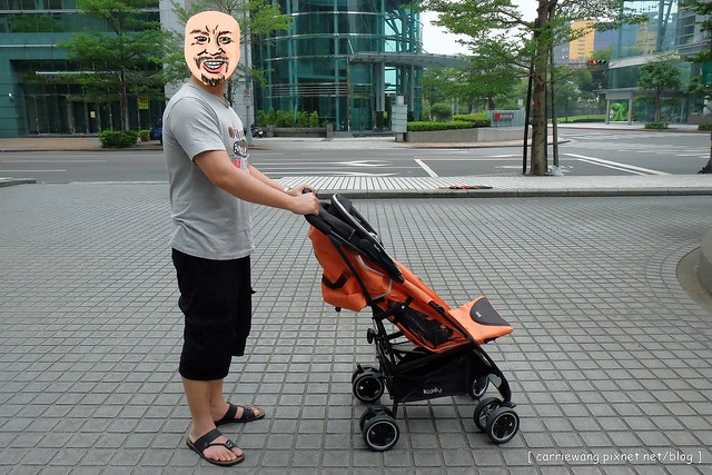 【育兒日記分享】奇帝汽座推車.Kiddy City n’ Move 輕風行推車。歐洲進口兒童推車品牌,時尚輕巧收放容易,可以當推車也可以當汽座,一車兩用非常方便 @飛天璇的口袋