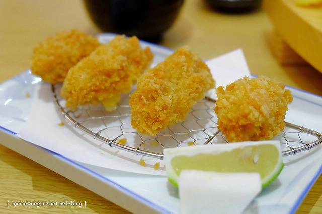 和歌壽司|位於台北火車站附近,中價位的日本料理店,餐點種類選擇性多,綜合握壽司一次品嚐三種口味 @飛天璇的口袋