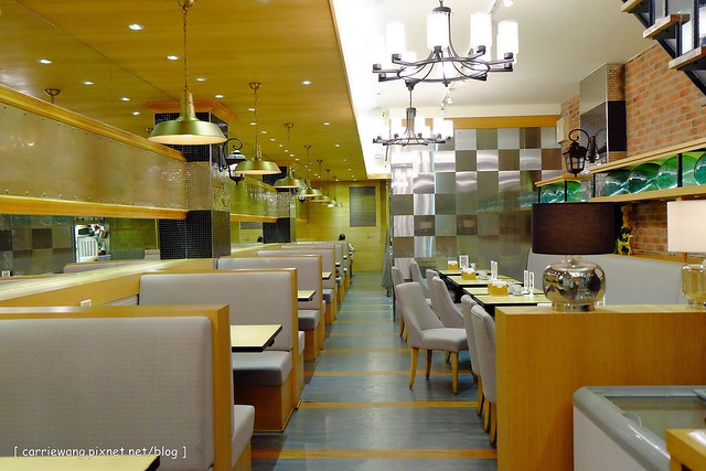 和歌壽司|位於台北火車站附近,中價位的日本料理店,餐點種類選擇性多,綜合握壽司一次品嚐三種口味 @飛天璇的口袋